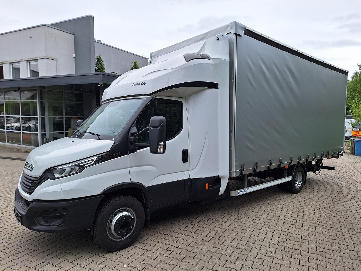Iveco Daily 70C18A8 Backsleeper BÄR - כלי רכב מסחרי עם וילונות צד: תמונה 1 Iveco Daily 70C18A8 Backsleeper BÄR - כלי רכב מסחרי עם וילונות צד: תמונה 1