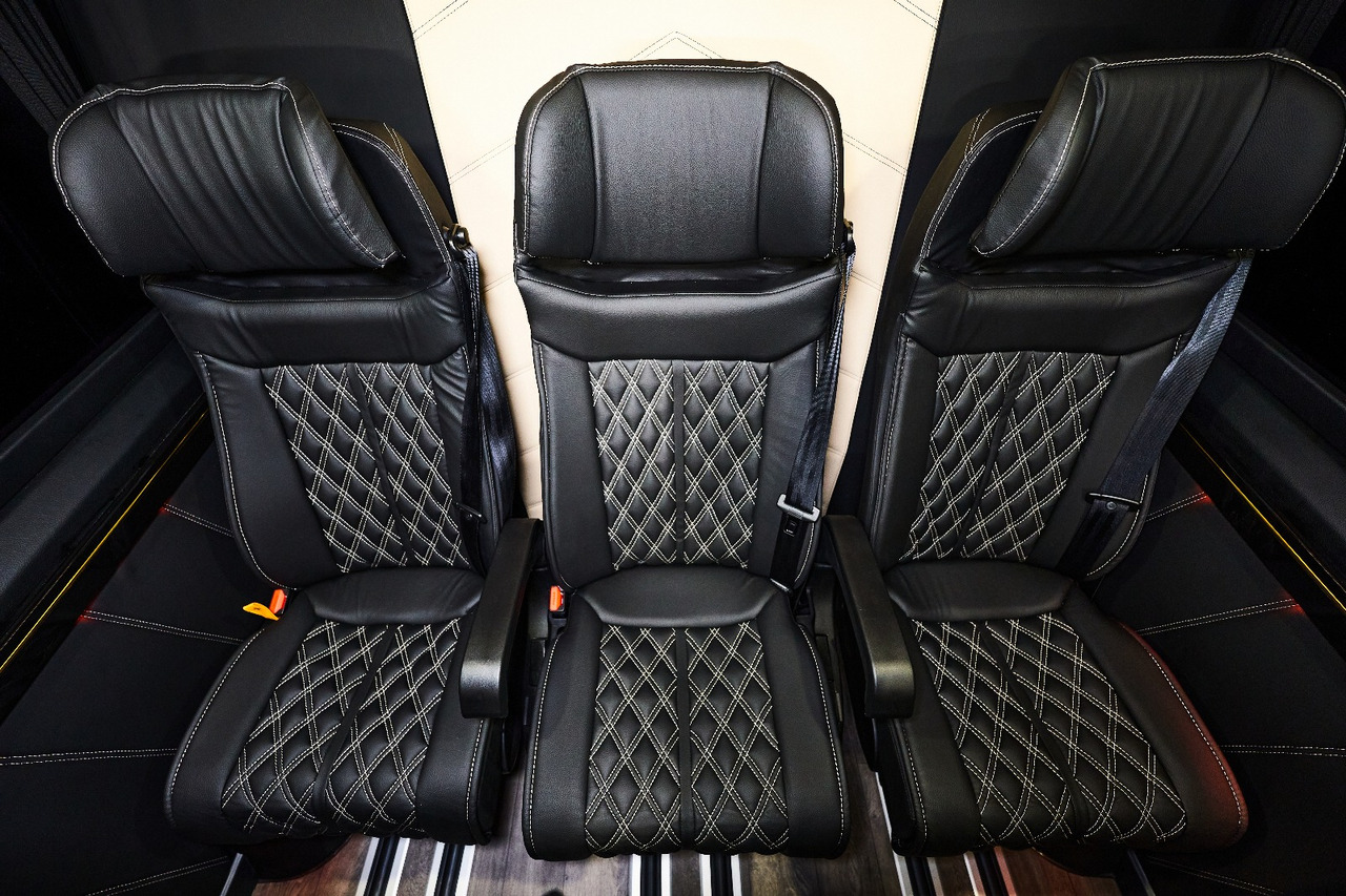 Mercedes Sprinter 319 9 Sitzer L2H1 - כלי רכב מסחרי לנוסעים, כלי רכב מסחרי קומבי: תמונה 4 Mercedes Sprinter 319 9 Sitzer L2H1 - כלי רכב מסחרי לנוסעים, כלי רכב מסחרי קומבי: תמונה 4