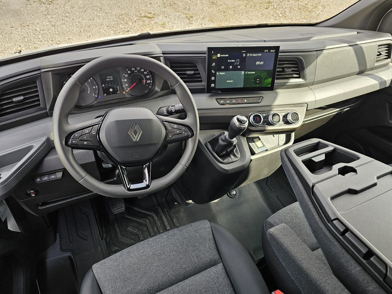 Renault Master 170 8PAL Schlafkabine Webasto - כלי רכב מסחרי עם וילונות צד: תמונה 5 Renault Master 170 8PAL Schlafkabine Webasto - כלי רכב מסחרי עם וילונות צד: תמונה 5