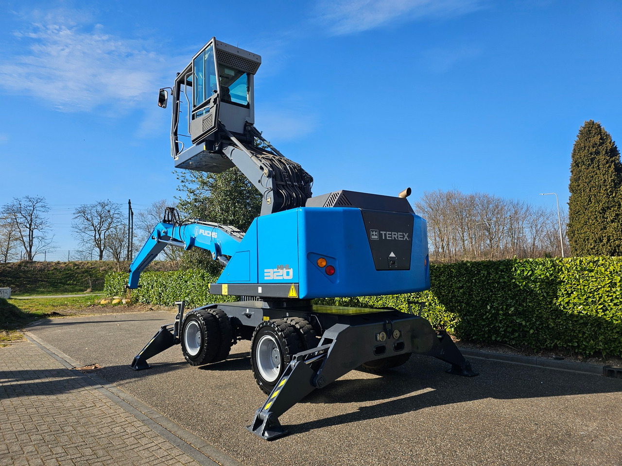 Fuchs MHL 320 With Multi Purpose Stick And Magnet System - מטפל בפסולת/ תעשייתי: תמונה 3 Fuchs MHL 320 With Multi Purpose Stick And Magnet System - מטפל בפסולת/ תעשייתי: תמונה 3