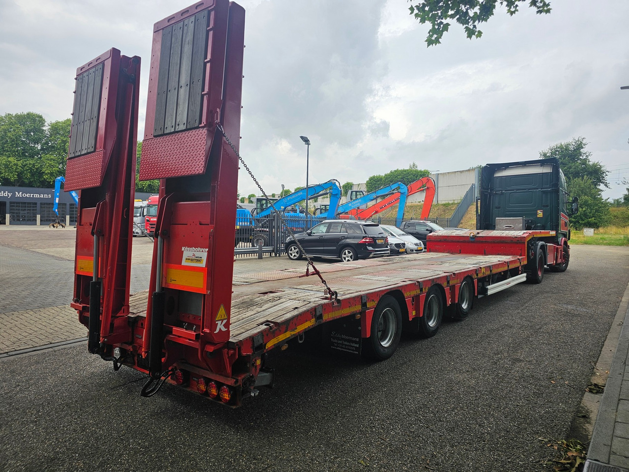 Kässbohrer LB3E With Hydraulic Flip Ramps - סמיטריילר עם מטען נמוך: תמונה 4 Kässbohrer LB3E With Hydraulic Flip Ramps - סמיטריילר עם מטען נמוך: תמונה 4