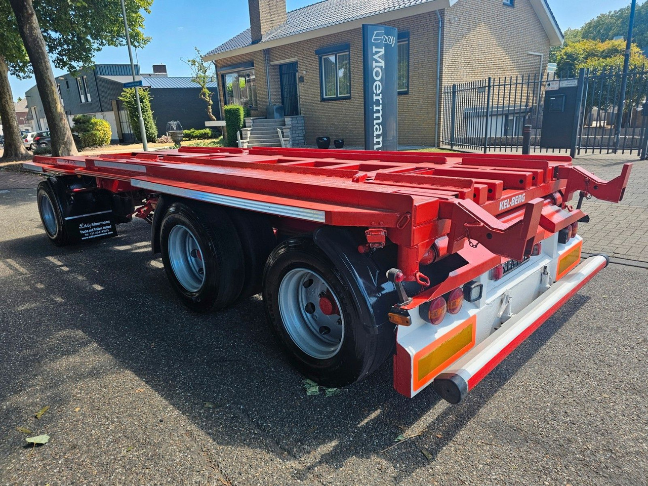 Kel-Berg D24 3 Achs Abroll Kipper Annhänger - קרון נגרר מתגלגל/ מדלג: תמונה 2 Kel-Berg D24 3 Achs Abroll Kipper Annhänger - קרון נגרר מתגלגל/ מדלג: תמונה 2