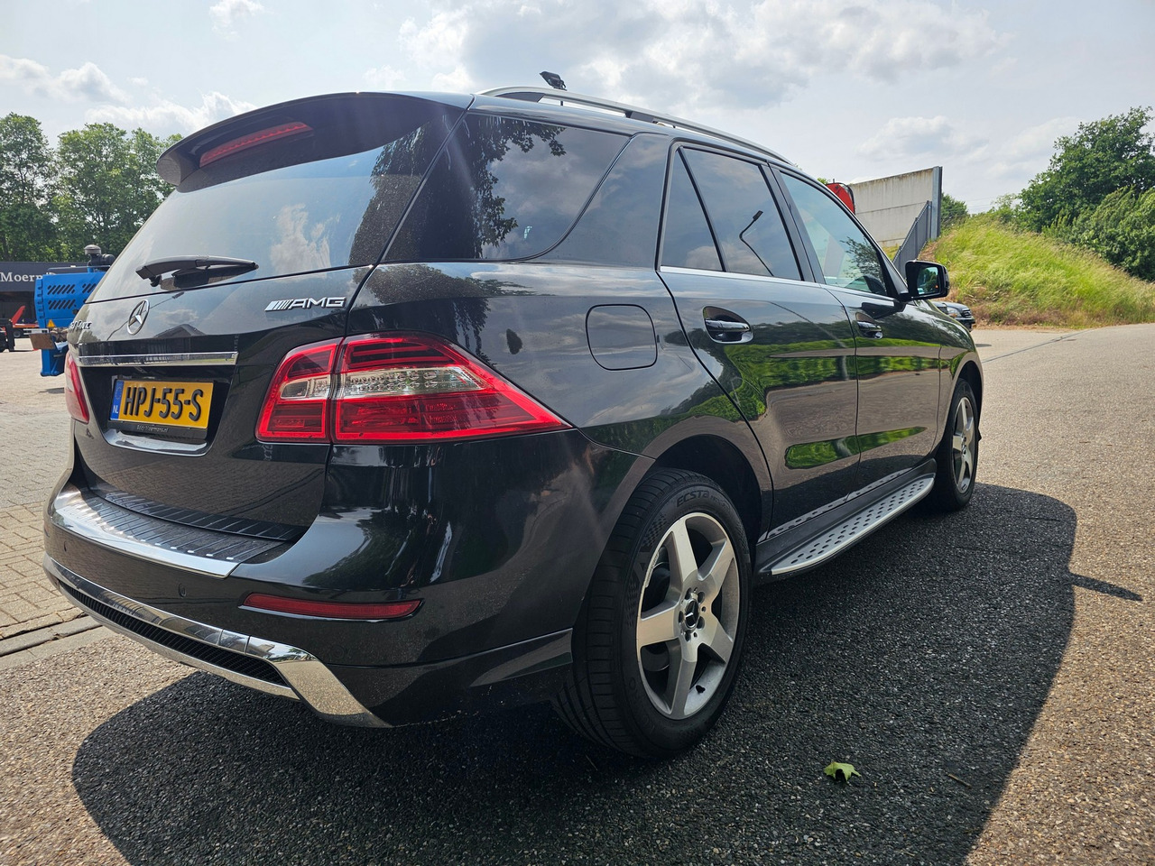 Mercedes Benz ML 350 Bluetec AMG - SUV: תמונה 5 Mercedes Benz ML 350 Bluetec AMG - SUV: תמונה 5