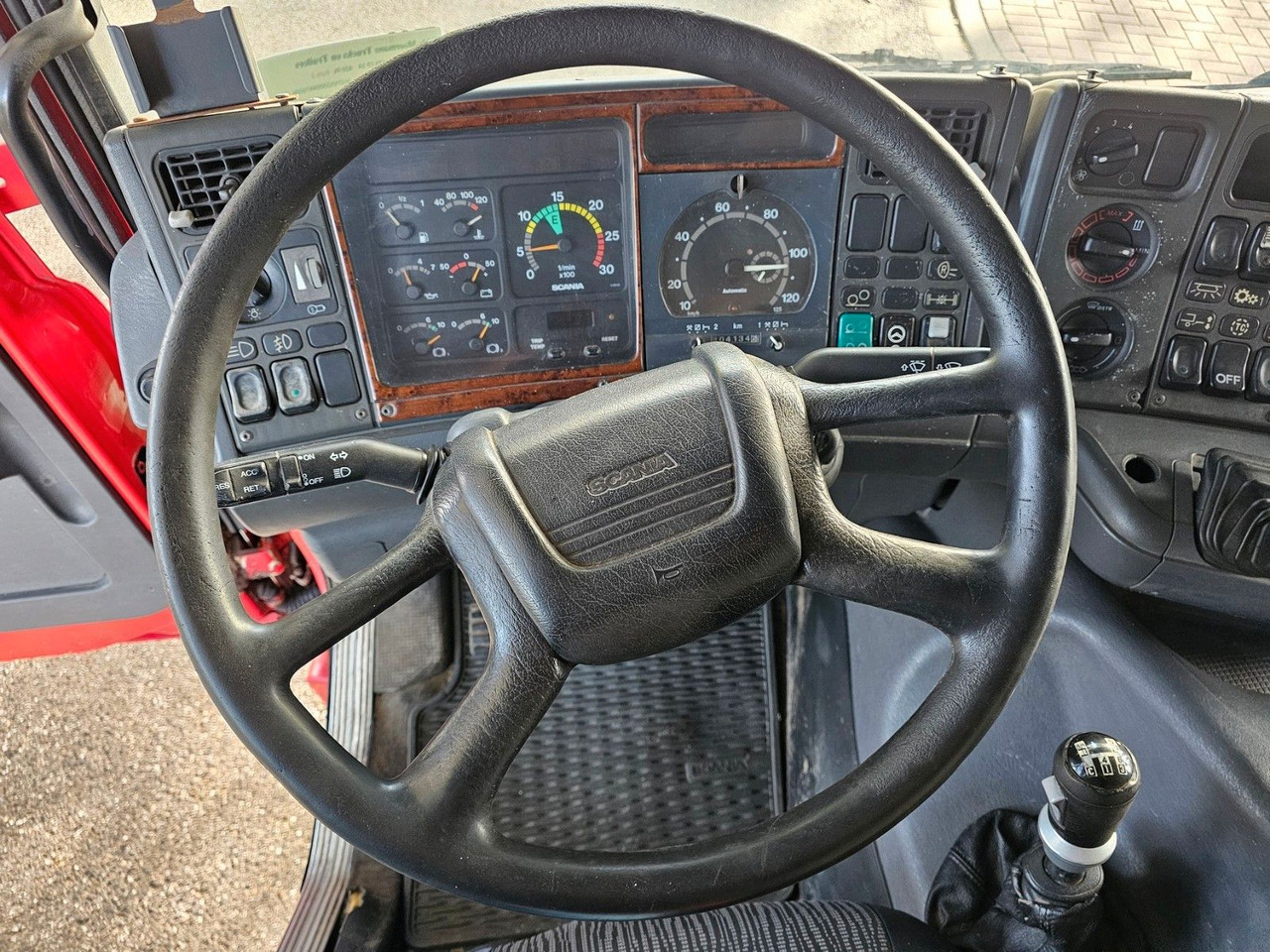 Scania P 124G 420 6x2*4 Fahrgestell - משאית עם שלדת תא: תמונה 5 Scania P 124G 420 6x2*4 Fahrgestell - משאית עם שלדת תא: תמונה 5