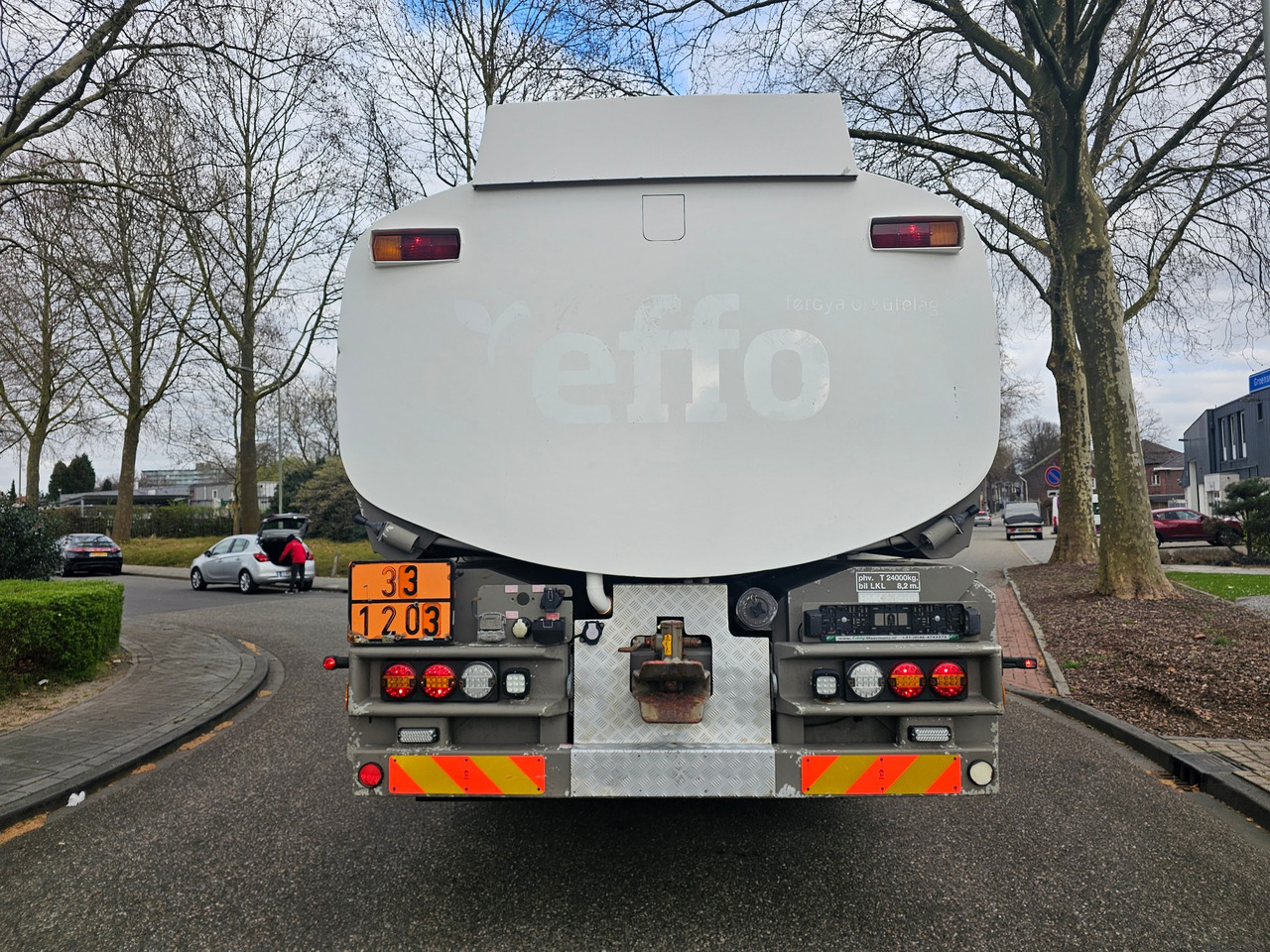 Scania P420 6x2*4 - משאית מכל: תמונה 5 Scania P420 6x2*4 - משאית מכל: תמונה 5