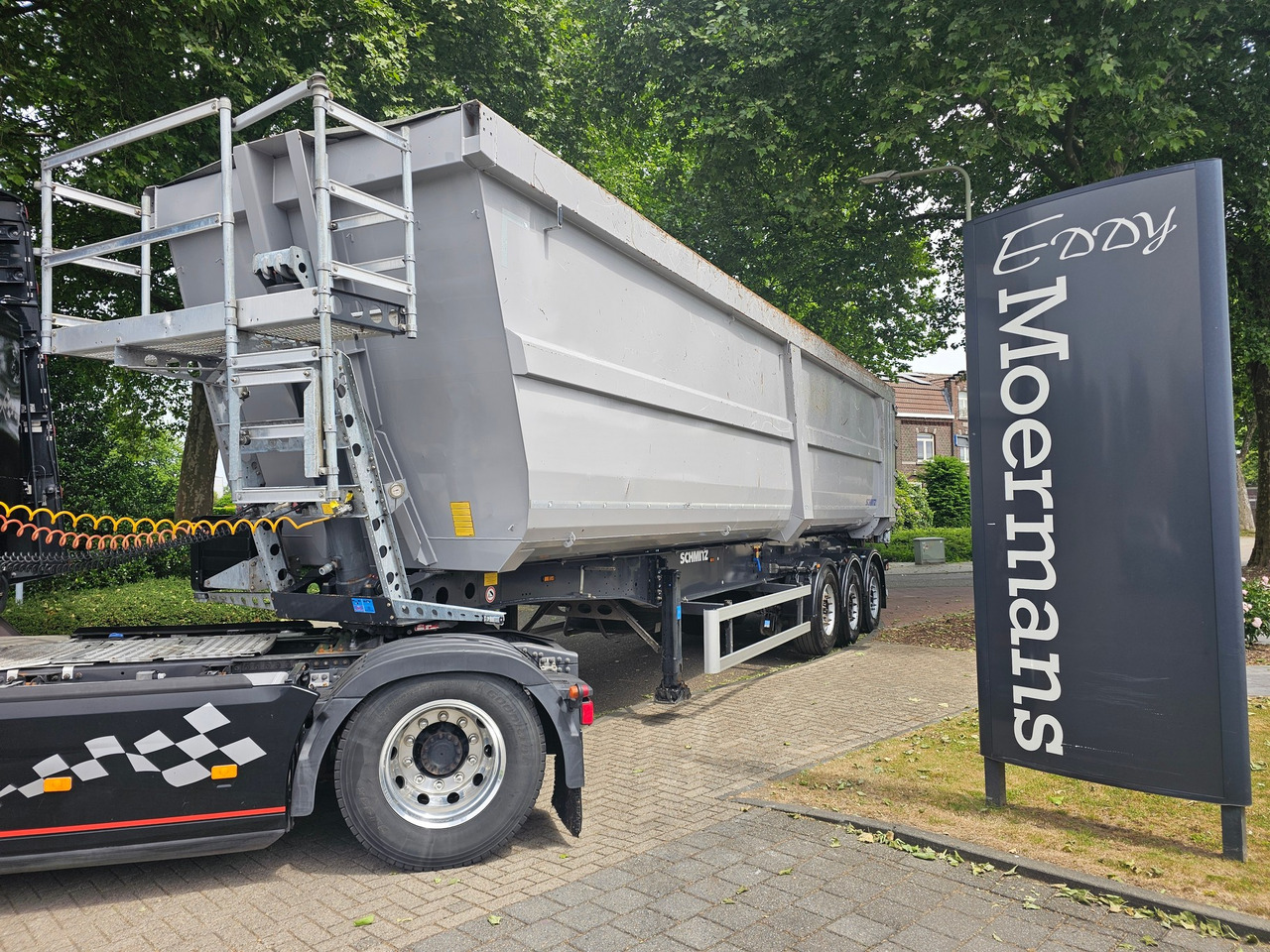 Schmitz SGF-S3 Scraptipper 55 M3 - סמיטריילר עם מזהיר: תמונה 1 Schmitz SGF-S3 Scraptipper 55 M3 - סמיטריילר עם מזהיר: תמונה 1