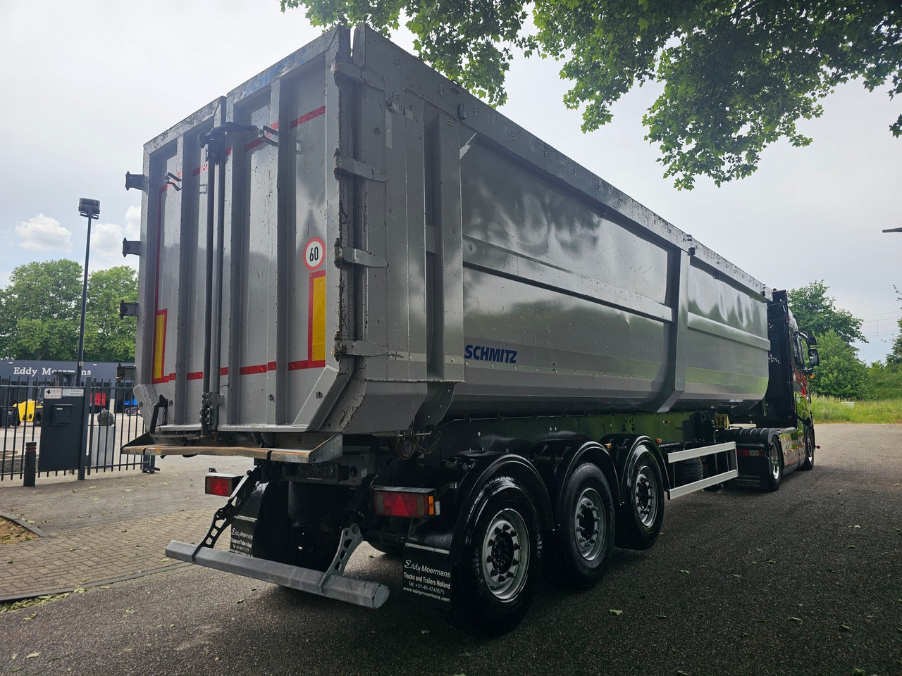 Schmitz SGF-S3 Scraptipper 55 M3 - סמיטריילר עם מזהיר: תמונה 5 Schmitz SGF-S3 Scraptipper 55 M3 - סמיטריילר עם מזהיר: תמונה 5