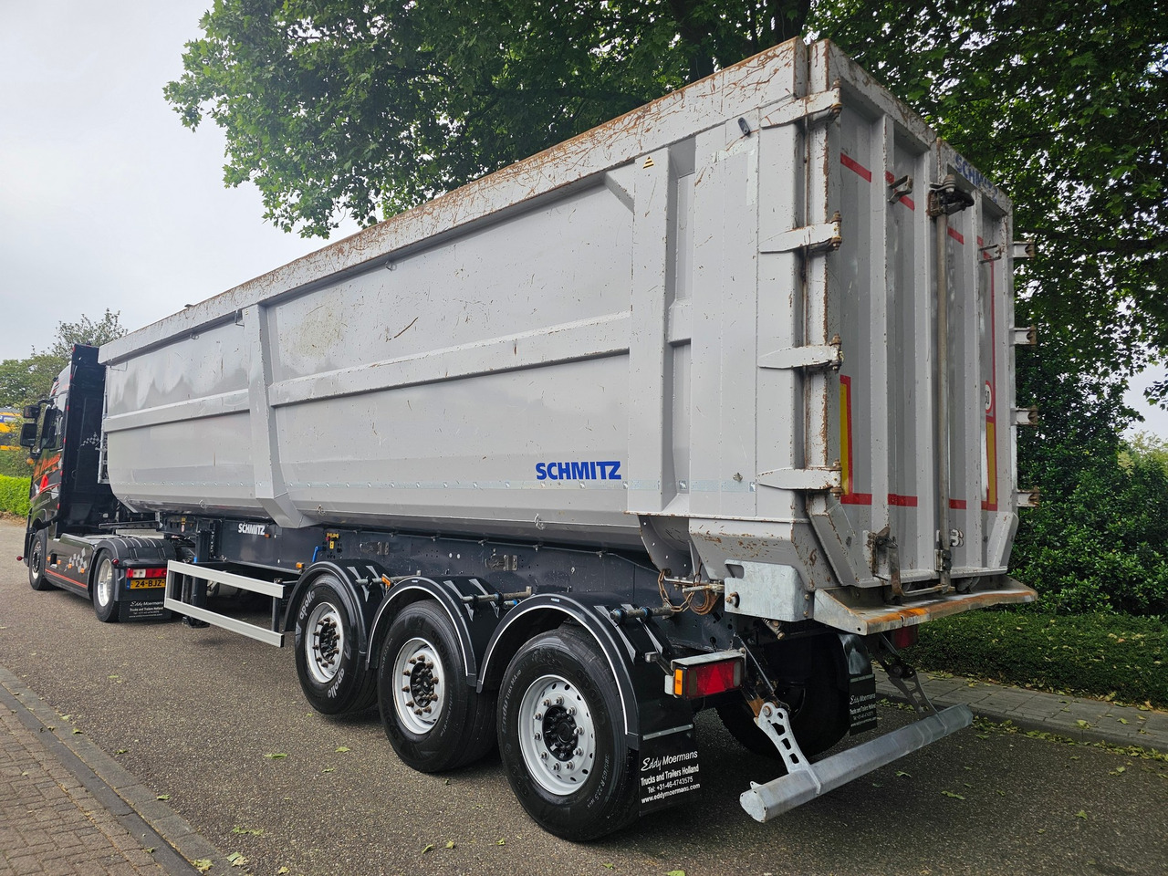 Schmitz SGF-S3 Scraptipper 55 M3 - סמיטריילר עם מזהיר: תמונה 2 Schmitz SGF-S3 Scraptipper 55 M3 - סמיטריילר עם מזהיר: תמונה 2