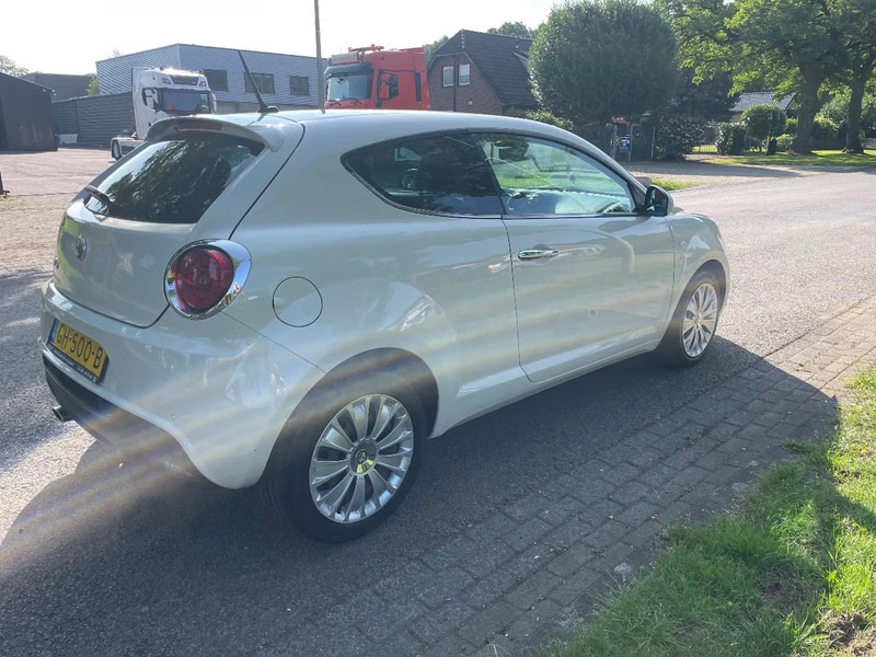 Alfa Romeo MiTo ALFA MITO Diesel ZEER MOOI - האצ'בק: תמונה 5 Alfa Romeo MiTo ALFA MITO Diesel ZEER MOOI - האצ'בק: תמונה 5