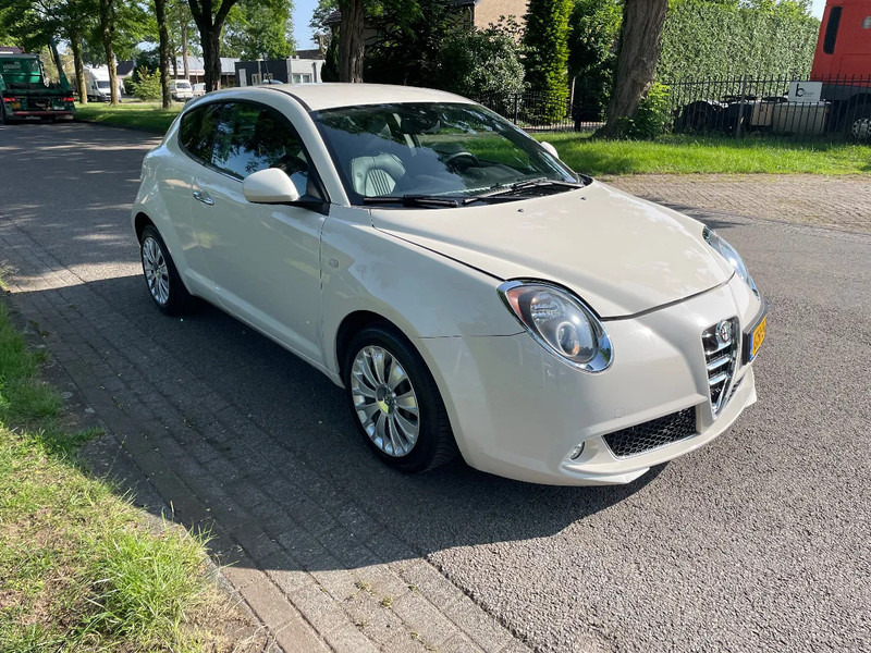 Alfa Romeo MiTo ZEER MOOI in prijs verlaagt - האצ'בק: תמונה 1 Alfa Romeo MiTo ZEER MOOI in prijs verlaagt - האצ'בק: תמונה 1