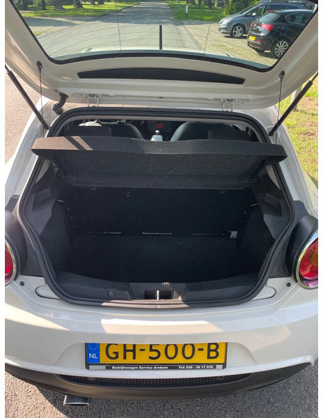 Alfa Romeo MiTo ZEER MOOI in prijs verlaagt - האצ'בק: תמונה 5 Alfa Romeo MiTo ZEER MOOI in prijs verlaagt - האצ'בק: תמונה 5
