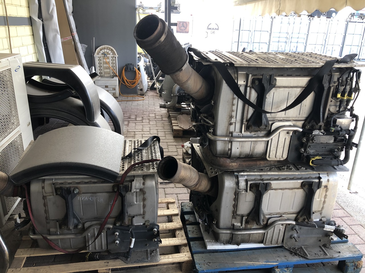 EXHAUST AFTERTREATMENT EURO6-EURO5 MERCEDES ACTROS MP4 - יריעת פליטה עבור משאית: תמונה 5 EXHAUST AFTERTREATMENT EURO6-EURO5 MERCEDES ACTROS MP4 - יריעת פליטה עבור משאית: תמונה 5