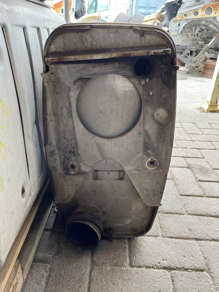 EXHAUST SILENCER WITH CATALYTIC CONVERTER MAN TGA - מערכת פליטה עבור משאית: תמונה 3 EXHAUST SILENCER WITH CATALYTIC CONVERTER MAN TGA - מערכת פליטה עבור משאית: תמונה 3