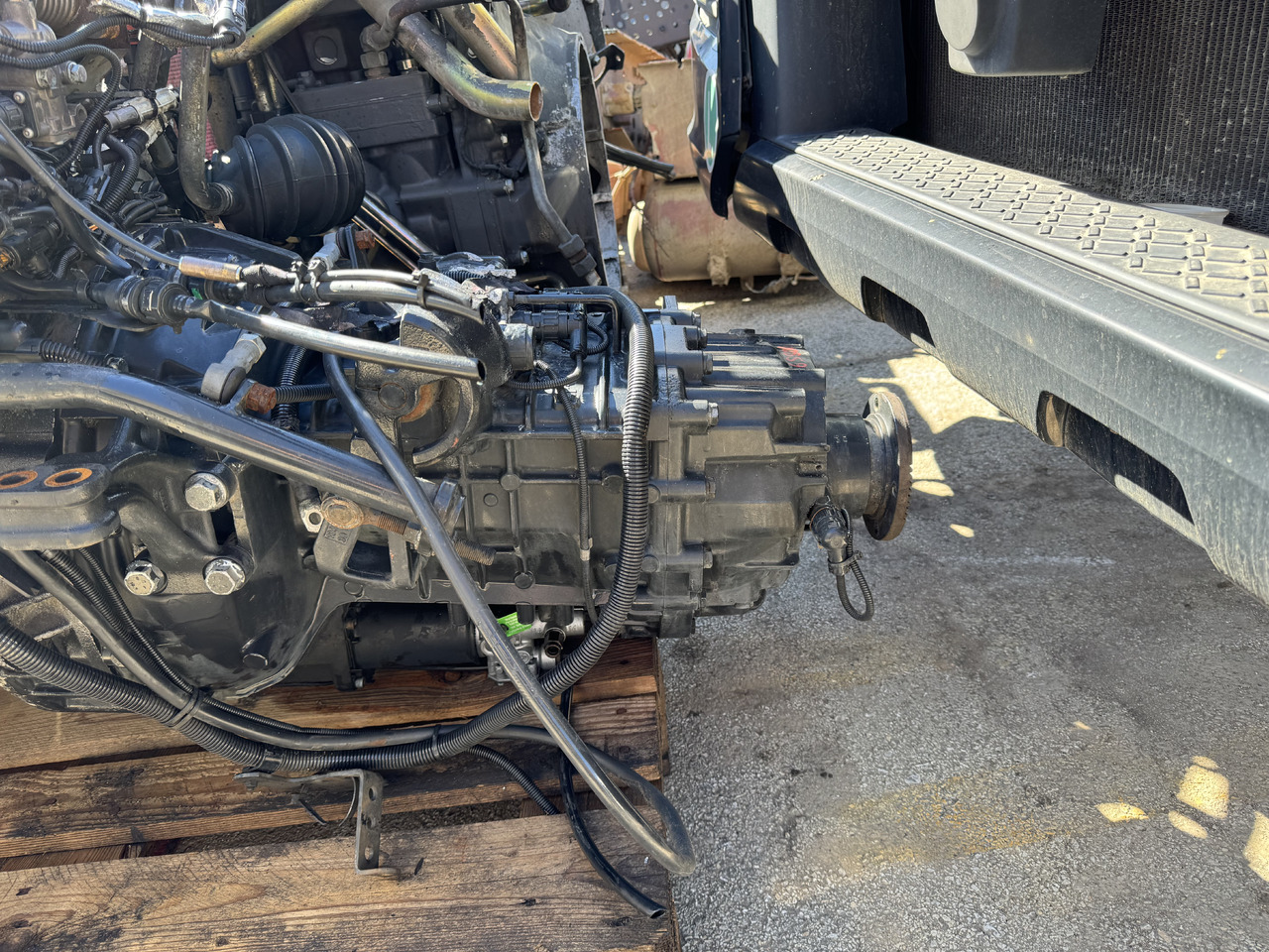GEARBOX MAN TGL ZF 6S800 - תיבת הילוכים וחלקים: תמונה 1 GEARBOX MAN TGL ZF 6S800 - תיבת הילוכים וחלקים: תמונה 1