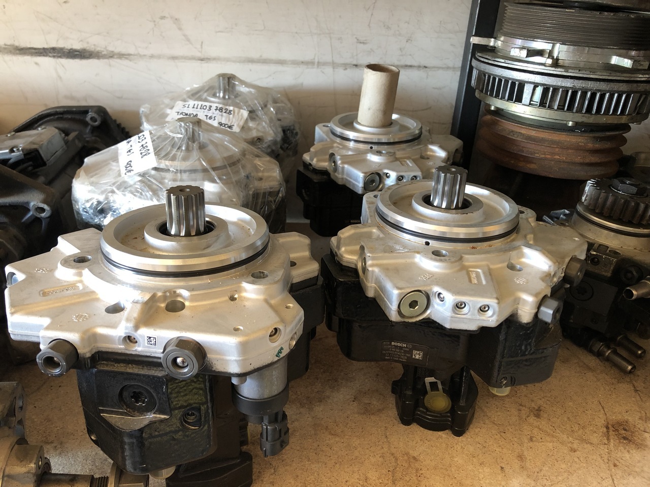 HIGH PRESSURE FUEL PUMP MAN TGX,TGS - משאבת דלק עבור משאית: תמונה 1 HIGH PRESSURE FUEL PUMP MAN TGX,TGS - משאבת דלק עבור משאית: תמונה 1
