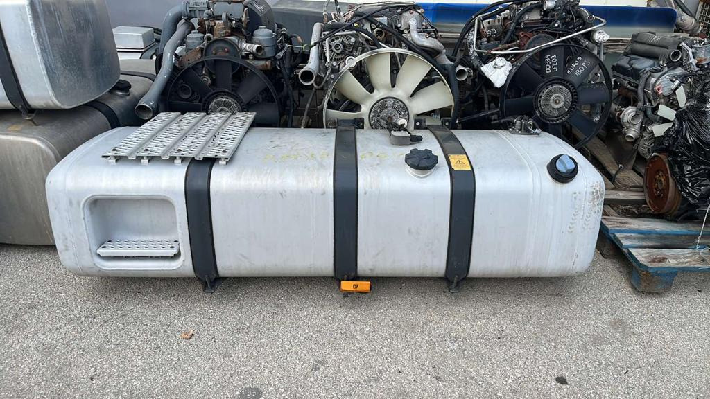 MERCEDES-BENZ,MAN ACTROS MP4,TGA,TGX - מכל דלק עבור משאית: תמונה 1 MERCEDES-BENZ,MAN ACTROS MP4,TGA,TGX - מכל דלק עבור משאית: תמונה 1