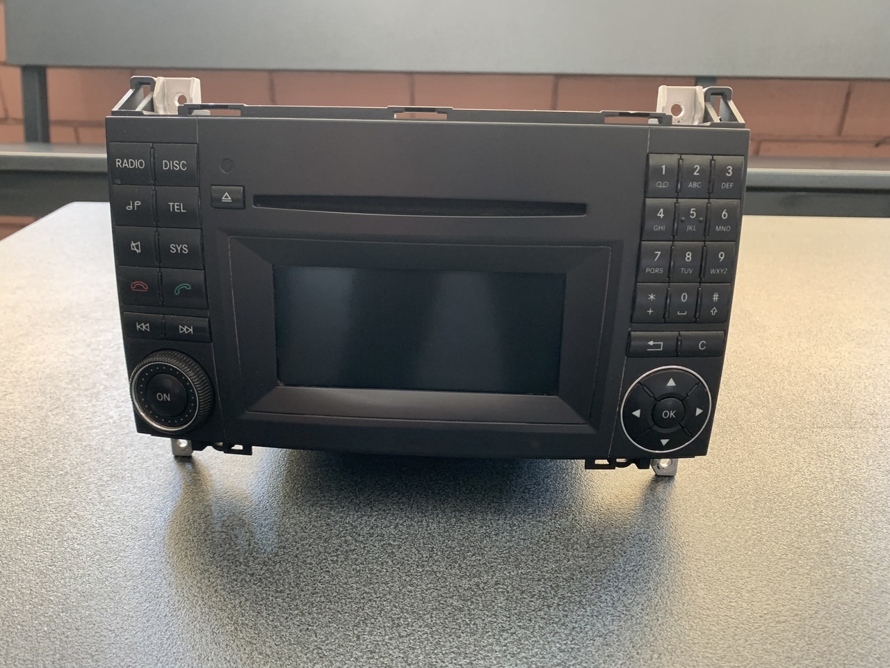 RADIO CD MERCEDES SPRINTER 906 MF2830 - מערכת ניווט עבור כלי רכב מסחרי: תמונה 1 RADIO CD MERCEDES SPRINTER 906 MF2830 - מערכת ניווט עבור כלי רכב מסחרי: תמונה 1