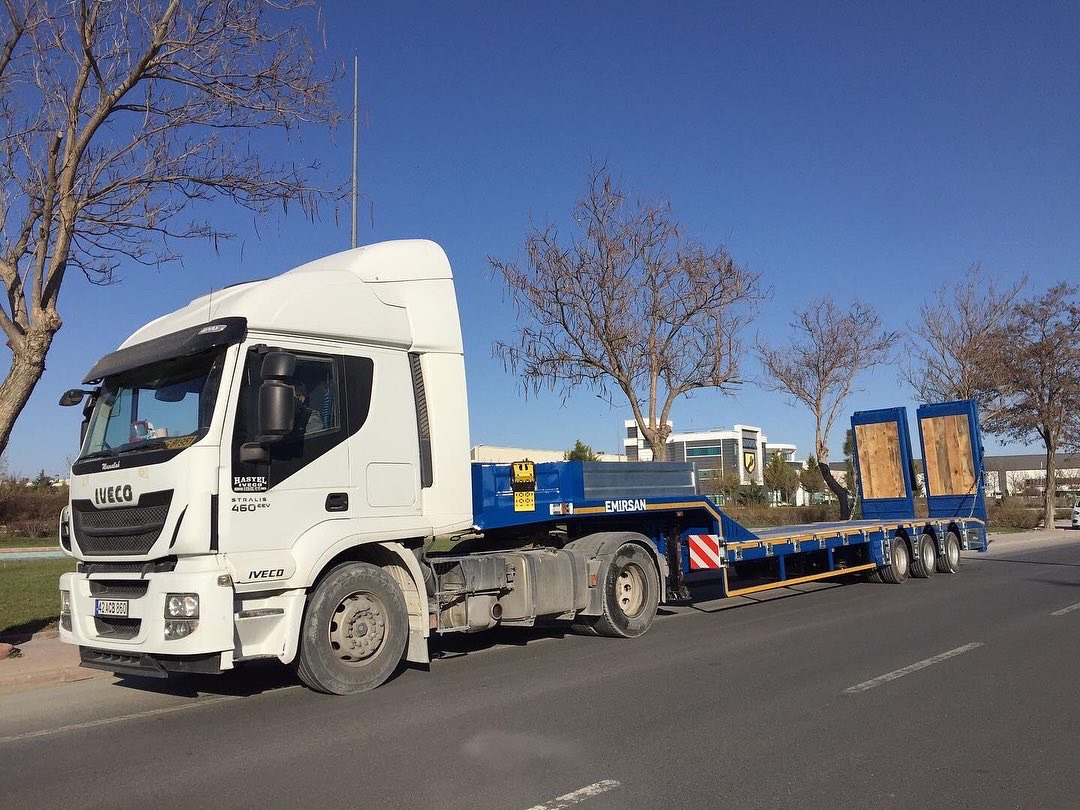 EMIRSAN 3 AXLE EXTENDABLE PLATFORM LOWBED - סמיטריילר עם מטען נמוך: תמונה 2 EMIRSAN 3 AXLE EXTENDABLE PLATFORM LOWBED - סמיטריילר עם מטען נמוך: תמונה 2
