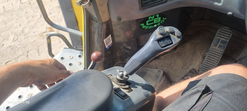 מעמיס גלגלים Komatsu WA480-5: תמונה 16