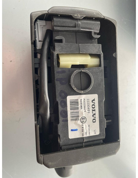 Volvo FH4 - ידית הילוכים: תמונה 2 Volvo FH4 - ידית הילוכים: תמונה 2