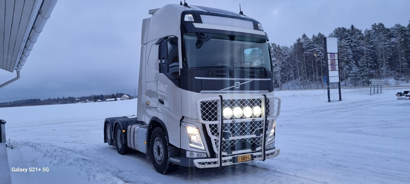 Volvo FH500 Globe XL Retarder, I-See, I-Save - יחידת טרקטור: תמונה 1 Volvo FH500 Globe XL Retarder, I-See, I-Save - יחידת טרקטור: תמונה 1