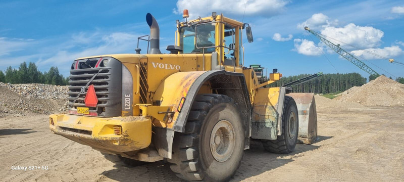 Volvo L220E - מעמיס גלגלים: תמונה 2 Volvo L220E - מעמיס גלגלים: תמונה 2