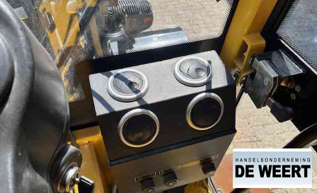 Eurotrac W12F , W 12 F , w12f - מעמיס גלגלים: תמונה 5 Eurotrac W12F , W 12 F , w12f - מעמיס גלגלים: תמונה 5