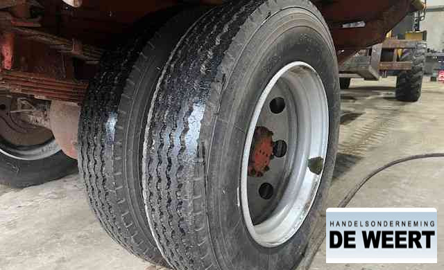 Michelin 9R22.5 , 9 R 22.5 - גלגלים וצמיגים עבור מכונה חקלאית: תמונה 1 Michelin 9R22.5 , 9 R 22.5 - גלגלים וצמיגים עבור מכונה חקלאית: תמונה 1
