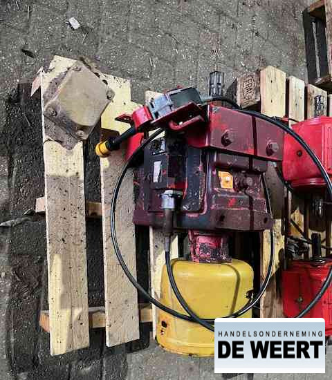 Trioliet tandwielkast , haakse aandrijving , trioliet mengwagen - תיבת הילוכים עבור מכונה חקלאית: תמונה 4 Trioliet tandwielkast , haakse aandrijving , trioliet mengwagen - תיבת הילוכים עבור מכונה חקלאית: תמונה 4