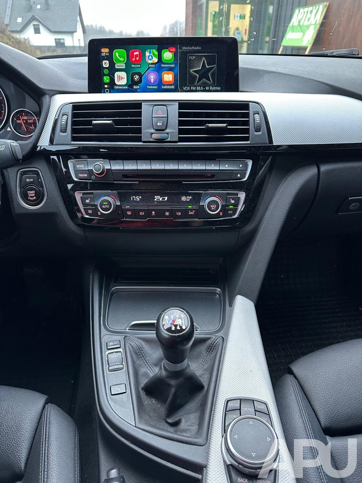 BMW 330i F30 M-PAKIET PERFORMANCE - מכונית: תמונה 4 BMW 330i F30 M-PAKIET PERFORMANCE - מכונית: תמונה 4