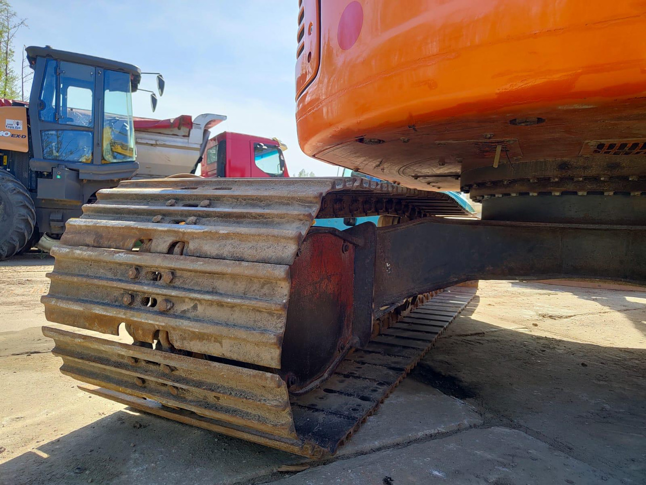 DOOSAN DX140LCR-3 - מחפר סורק: תמונה 4 DOOSAN DX140LCR-3 - מחפר סורק: תמונה 4