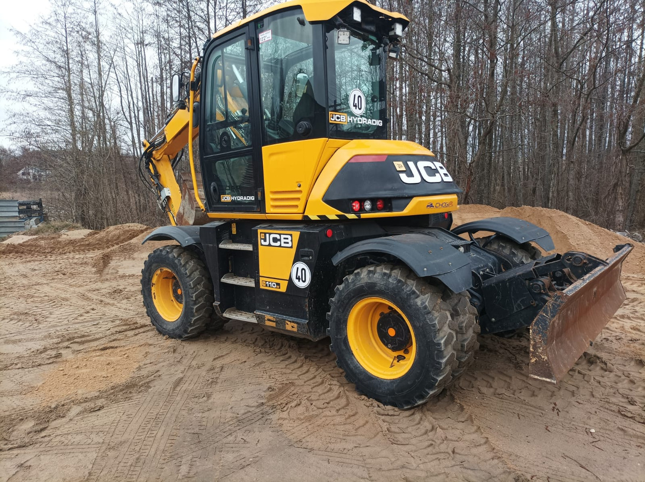 JCB HD110WT T4F - מיני מחפר: תמונה 1 JCB HD110WT T4F - מיני מחפר: תמונה 1