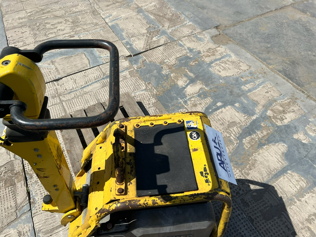 Zagęszczarka WACKER NEUSON - לוח רטט: תמונה 2 Zagęszczarka WACKER NEUSON - לוח רטט: תמונה 2