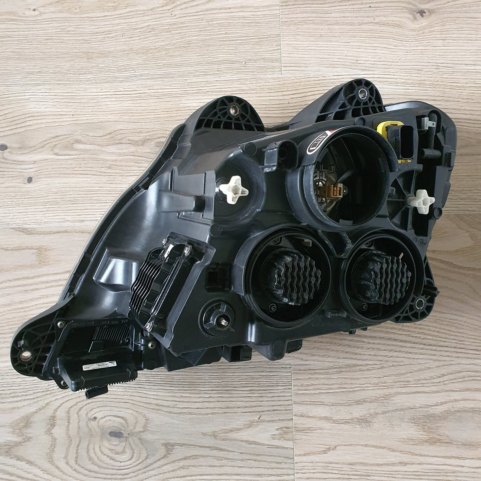 DAF XF 106 FULL LED XENON RECHTS OE nieuw 1857527 - פנס קדמי עבור משאית: תמונה 2 DAF XF 106 FULL LED XENON RECHTS OE nieuw 1857527 - פנס קדמי עבור משאית: תמונה 2