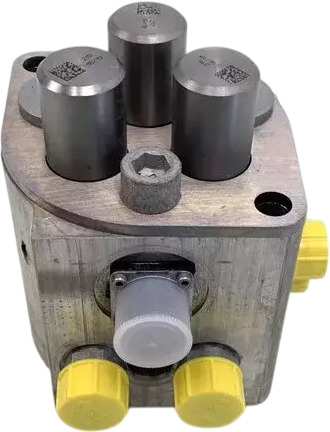 VO/RVI/MB HYDRAULISCHE POMP BOSCH | 20875386 - חלקי הידרוליקה עבור משאית: תמונה 1 VO/RVI/MB HYDRAULISCHE POMP BOSCH | 20875386 - חלקי הידרוליקה עבור משאית: תמונה 1