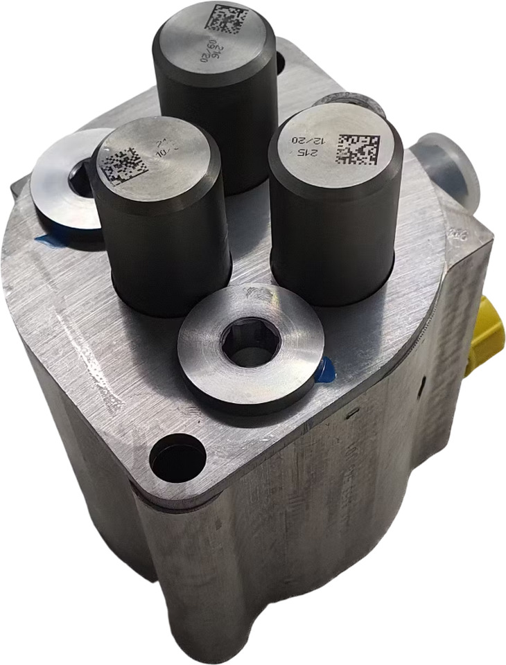 VO/RVI/MB HYDRAULISCHE POMP BOSCH | 20875386 - חלקי הידרוליקה עבור משאית: תמונה 3 VO/RVI/MB HYDRAULISCHE POMP BOSCH | 20875386 - חלקי הידרוליקה עבור משאית: תמונה 3