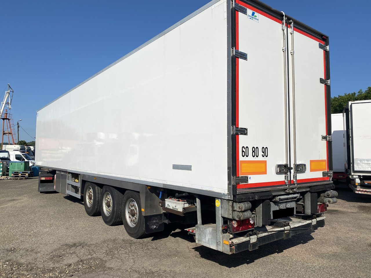 FRUEHAUF frigo - סמיטריילר עם קירור: תמונה 4 FRUEHAUF frigo - סמיטריילר עם קירור: תמונה 4