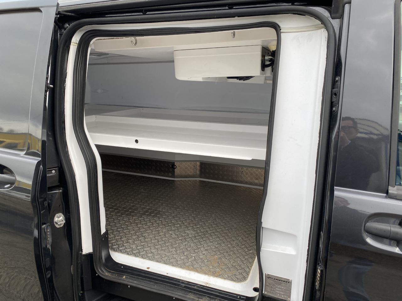 Mercedes Benz Vito Frigo étagère porte latérale - כלי רכב מסחרי: תמונה 5 Mercedes Benz Vito Frigo étagère porte latérale - כלי רכב מסחרי: תמונה 5