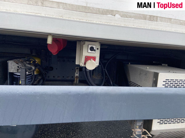 MAN TGS 26.320 6X2-4 LL Carrier - משאית קירור: תמונה 3 MAN TGS 26.320 6X2-4 LL Carrier - משאית קירור: תמונה 3