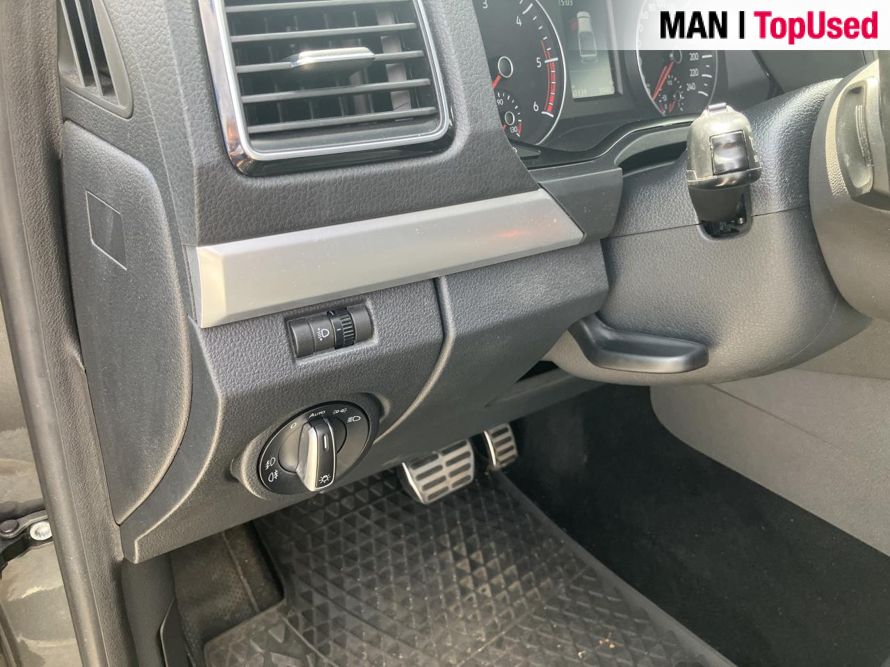 VOLKSWAGEN AMAROK, 3.0 V6 - כלי רכב מסחרי לנוסעים: תמונה 2 VOLKSWAGEN AMAROK, 3.0 V6 - כלי רכב מסחרי לנוסעים: תמונה 2
