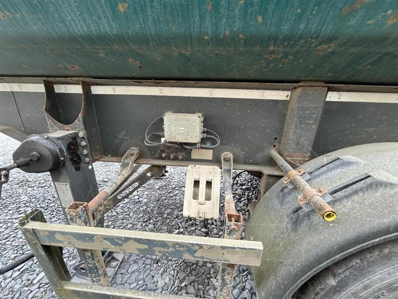 2012 MULLER TIPPER - סמיטריילר עם מזהיר: תמונה 4 2012 MULLER TIPPER - סמיטריילר עם מזהיר: תמונה 4