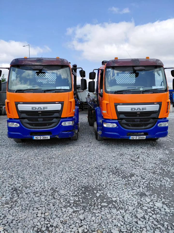 2014 DAF LF Skip Loader X 2 - משאית דילוג העמסה: תמונה 1 2014 DAF LF Skip Loader X 2 - משאית דילוג העמסה: תמונה 1