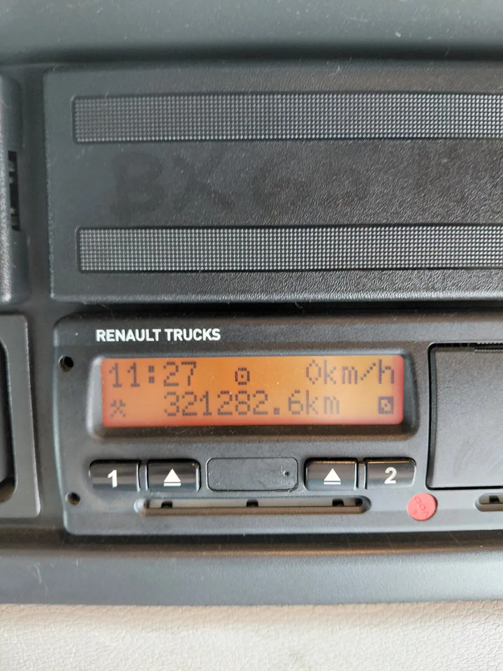 2015 D 18 Wide Curtainsider - משאית וילונות צד: תמונה 3 2015 D 18 Wide Curtainsider - משאית וילונות צד: תמונה 3