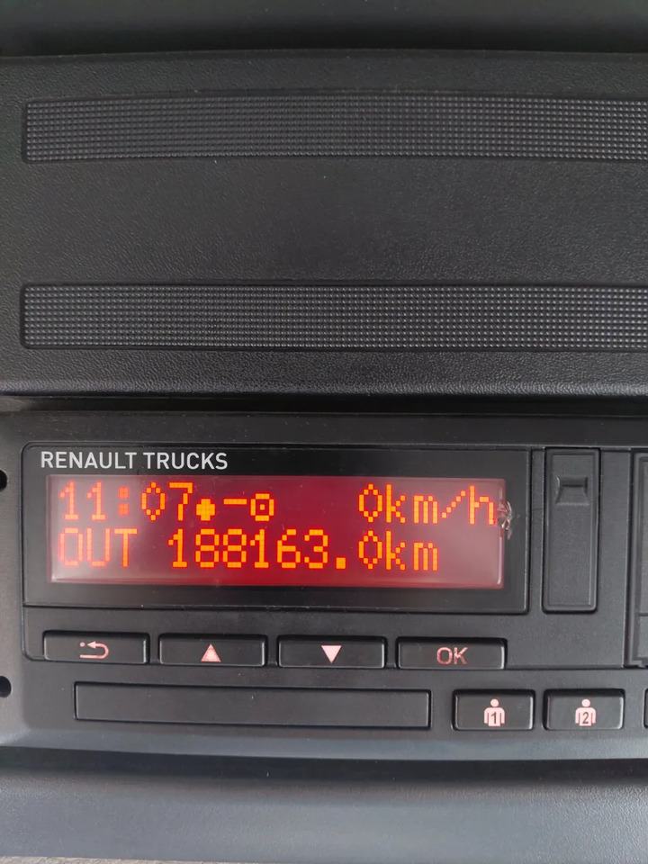 2020 Renault D18 Curtainsider - משאית וילונות צד: תמונה 3 2020 Renault D18 Curtainsider - משאית וילונות צד: תמונה 3