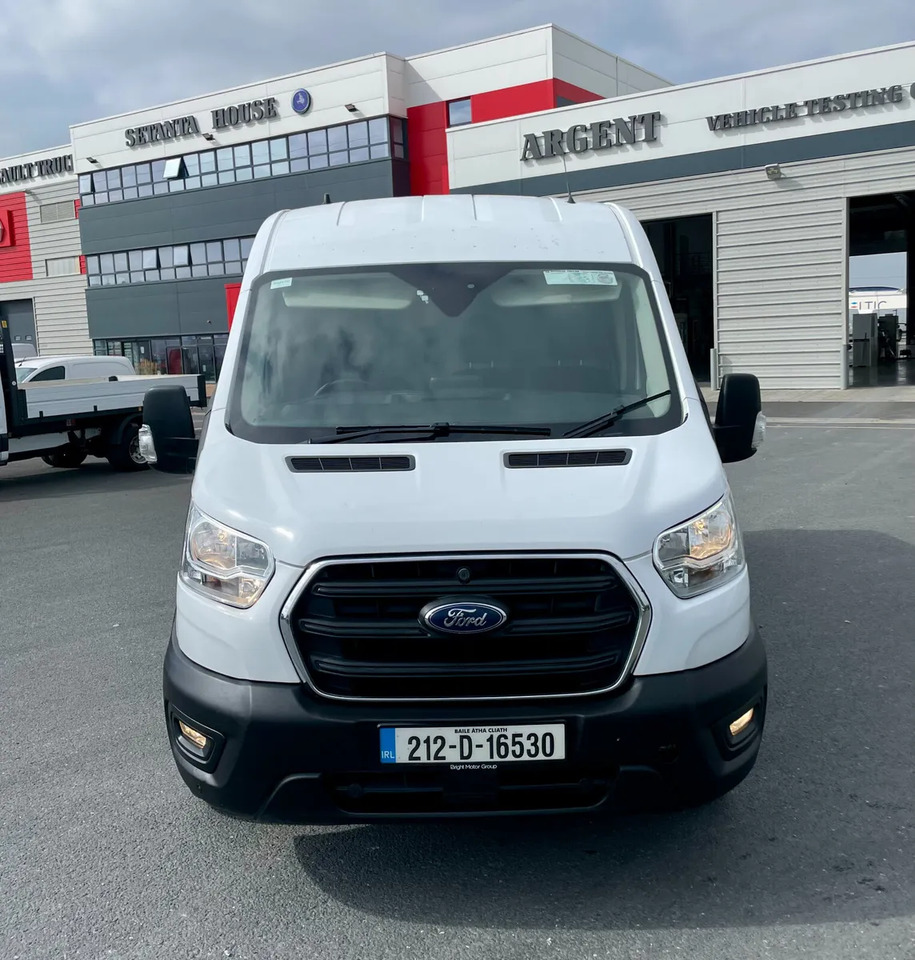 כלי רכב מסחרי עם לוח 2021 Low Mileage Ford Transit 350L Trend: תמונה 7