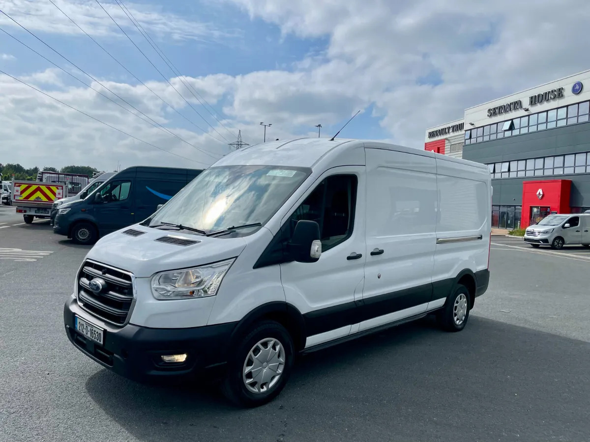 כלי רכב מסחרי עם לוח 2021 Low Mileage Ford Transit 350L Trend: תמונה 9