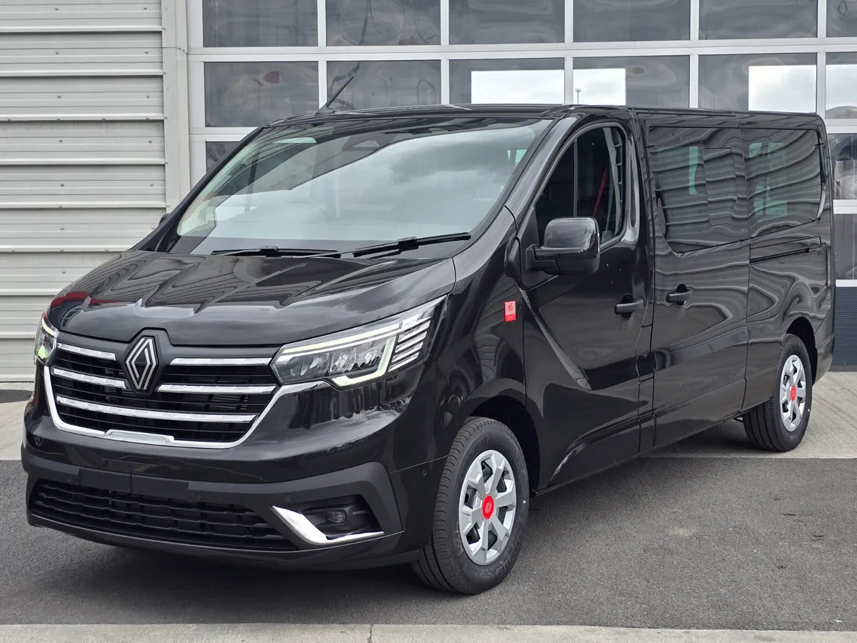 2025 Renault Trafic Combi 170BHP Auto - כלי רכב מסחרי קומבי: תמונה 2 2025 Renault Trafic Combi 170BHP Auto - כלי רכב מסחרי קומבי: תמונה 2