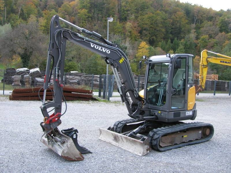 Volvo ECR 50 D 2 žlici - מיני מחפר: תמונה 1 Volvo ECR 50 D 2 žlici - מיני מחפר: תמונה 1