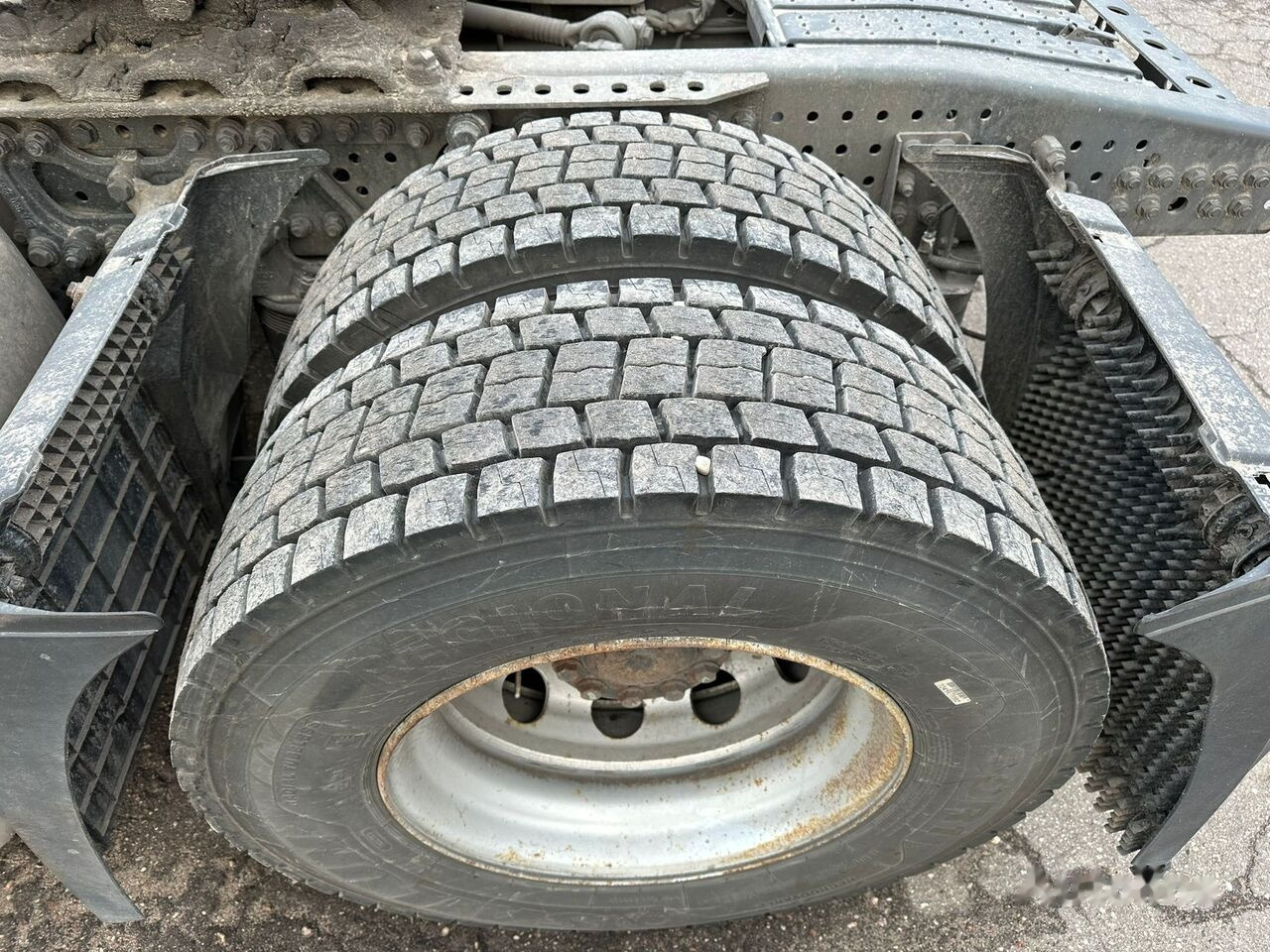 Mercedes-Benz Actros 1845 - יחידת טרקטור: תמונה 5 Mercedes-Benz Actros 1845 - יחידת טרקטור: תמונה 5