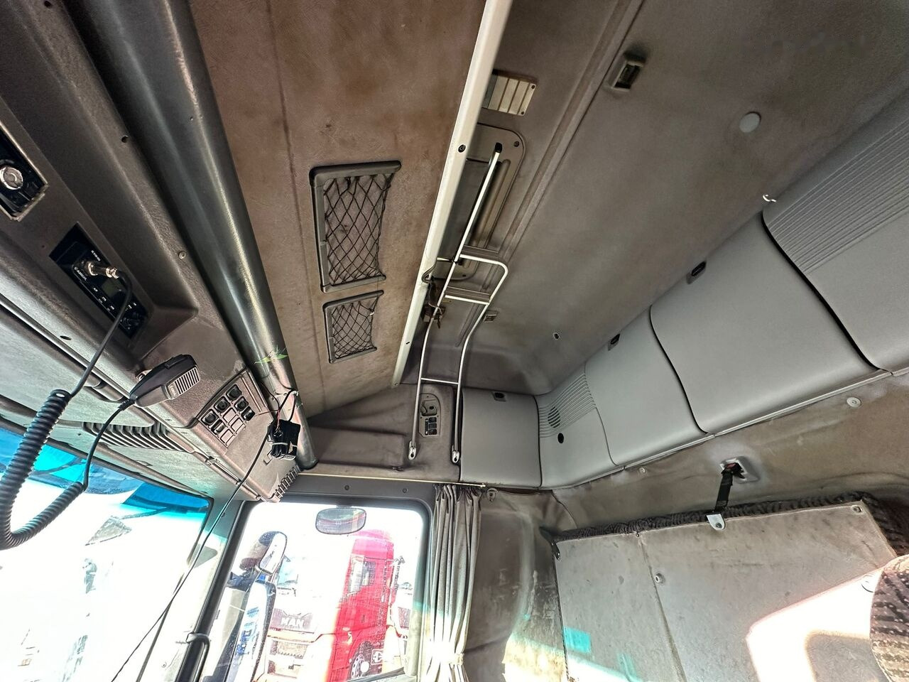 יחידת טרקטור Scania R124: תמונה 9